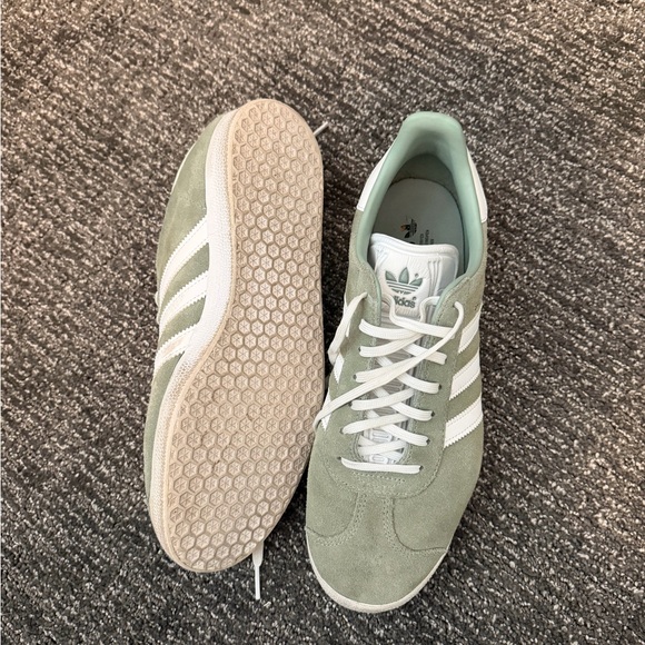Adidas Gazelle Mint Green and White Sneakers - Picture 4 of 5